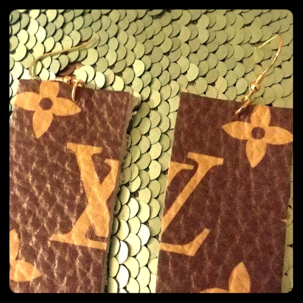 Leather earrings. 14k gold plated hooks and rings.